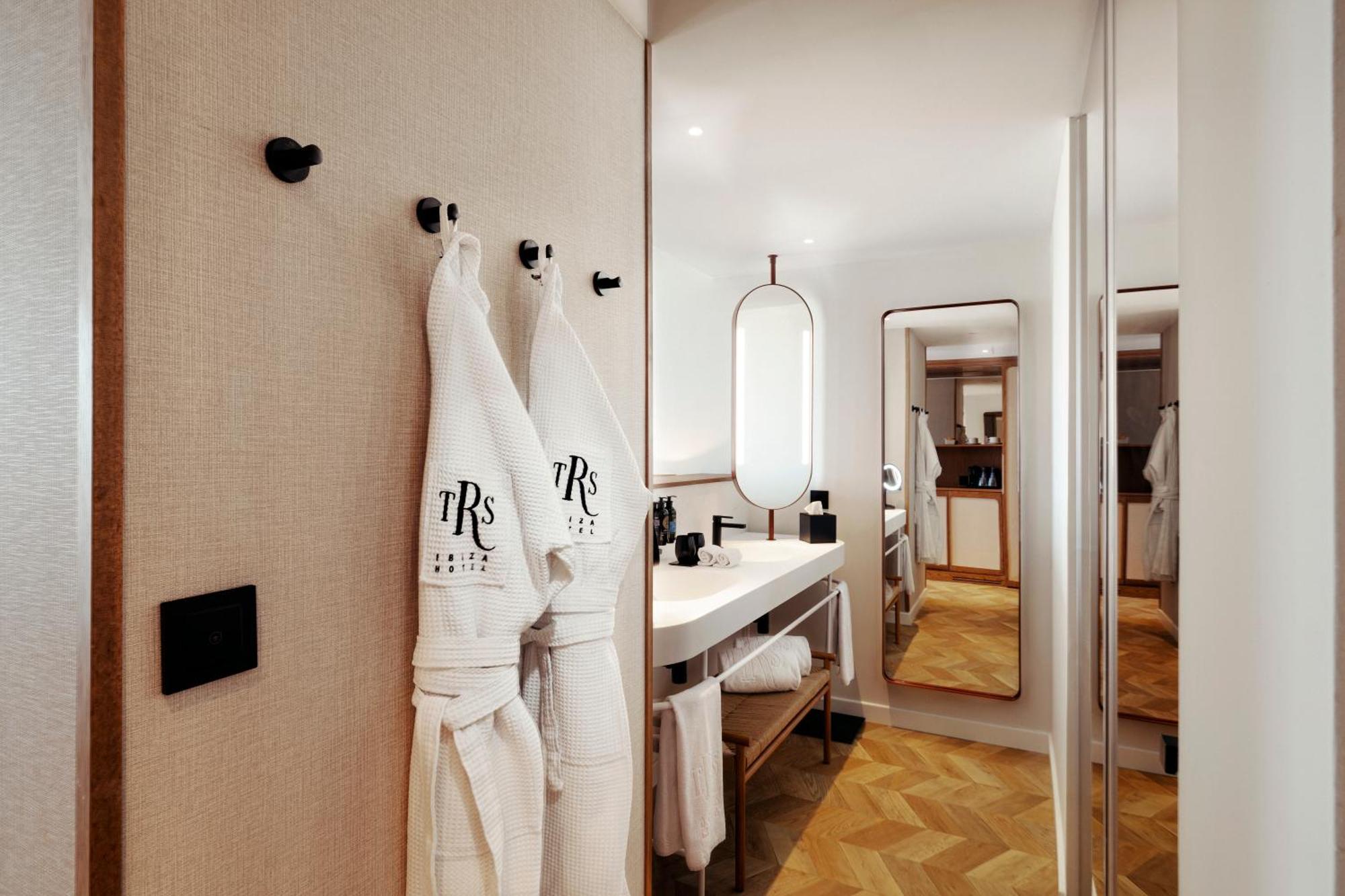 The Signature Level At Trs Ibiza Hotel (Adults Only) San Antonio  Eksteriør bilde